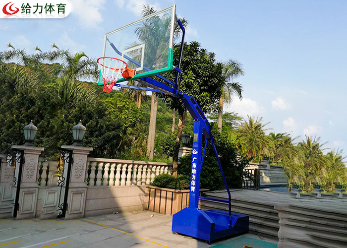 箱式籃球架多少錢