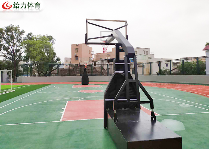 學(xué)?；@球架