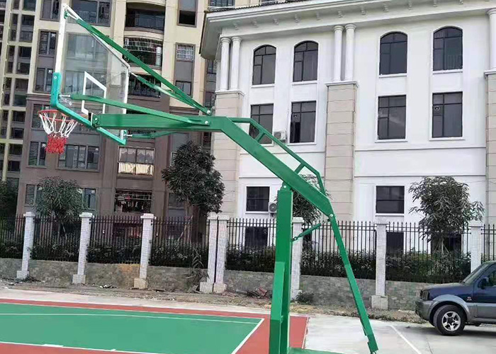 移動籃球架