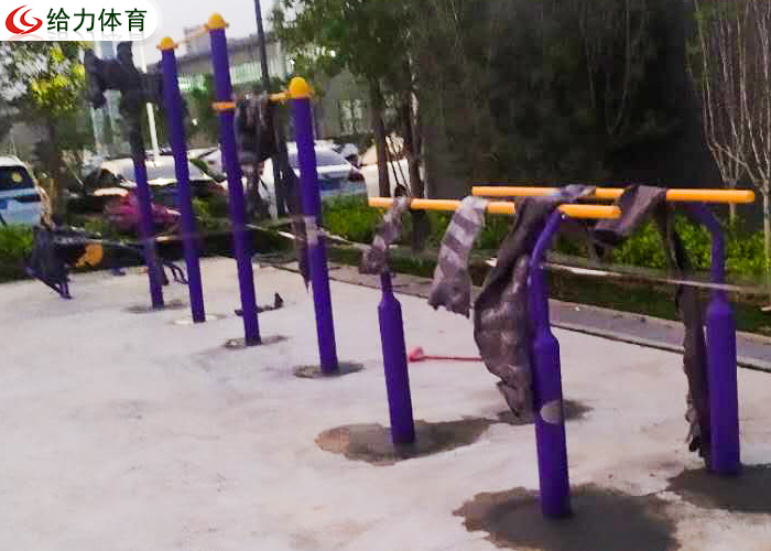 戶外健身器材