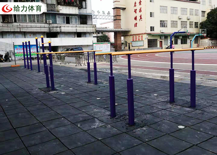 戶外健身器材